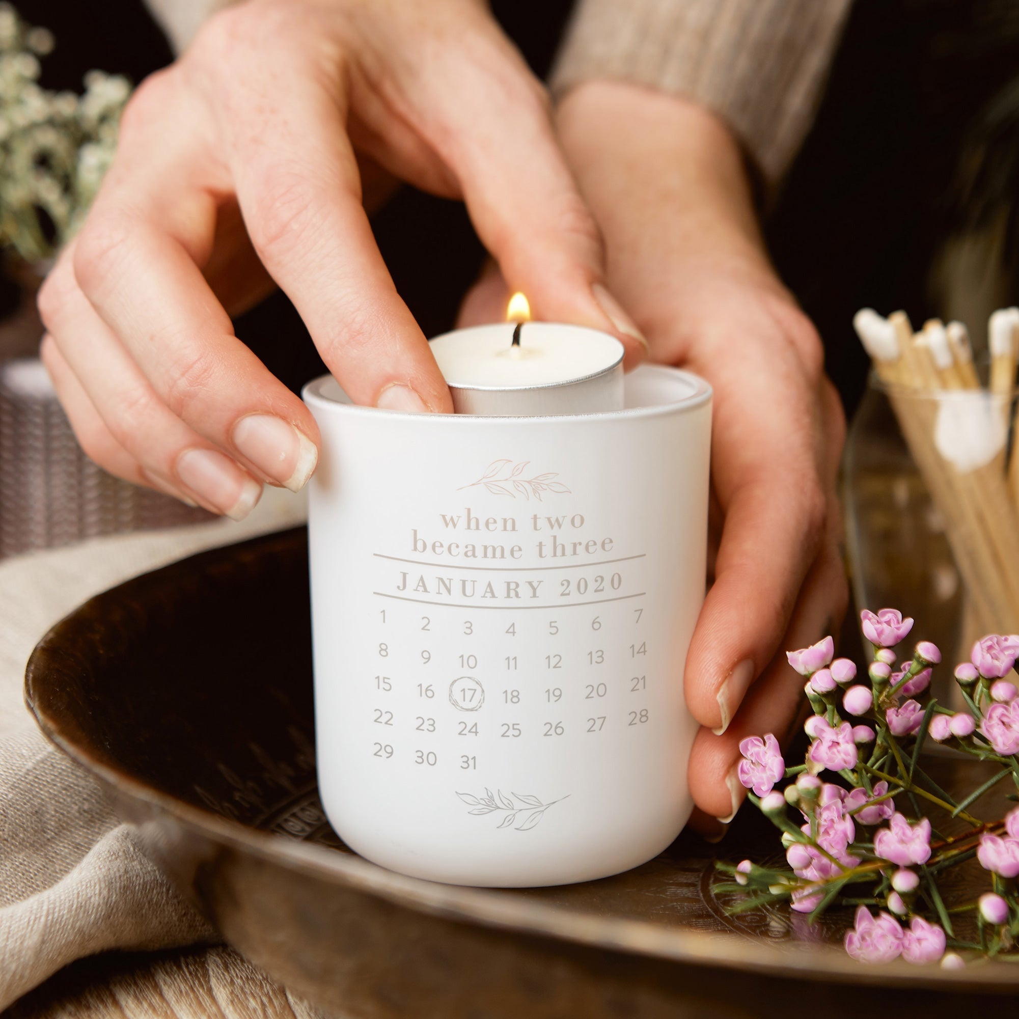 Birth Flower Birthday Gift Tea Light Holder – Personalised Baby Shower Gift in Luxury Box